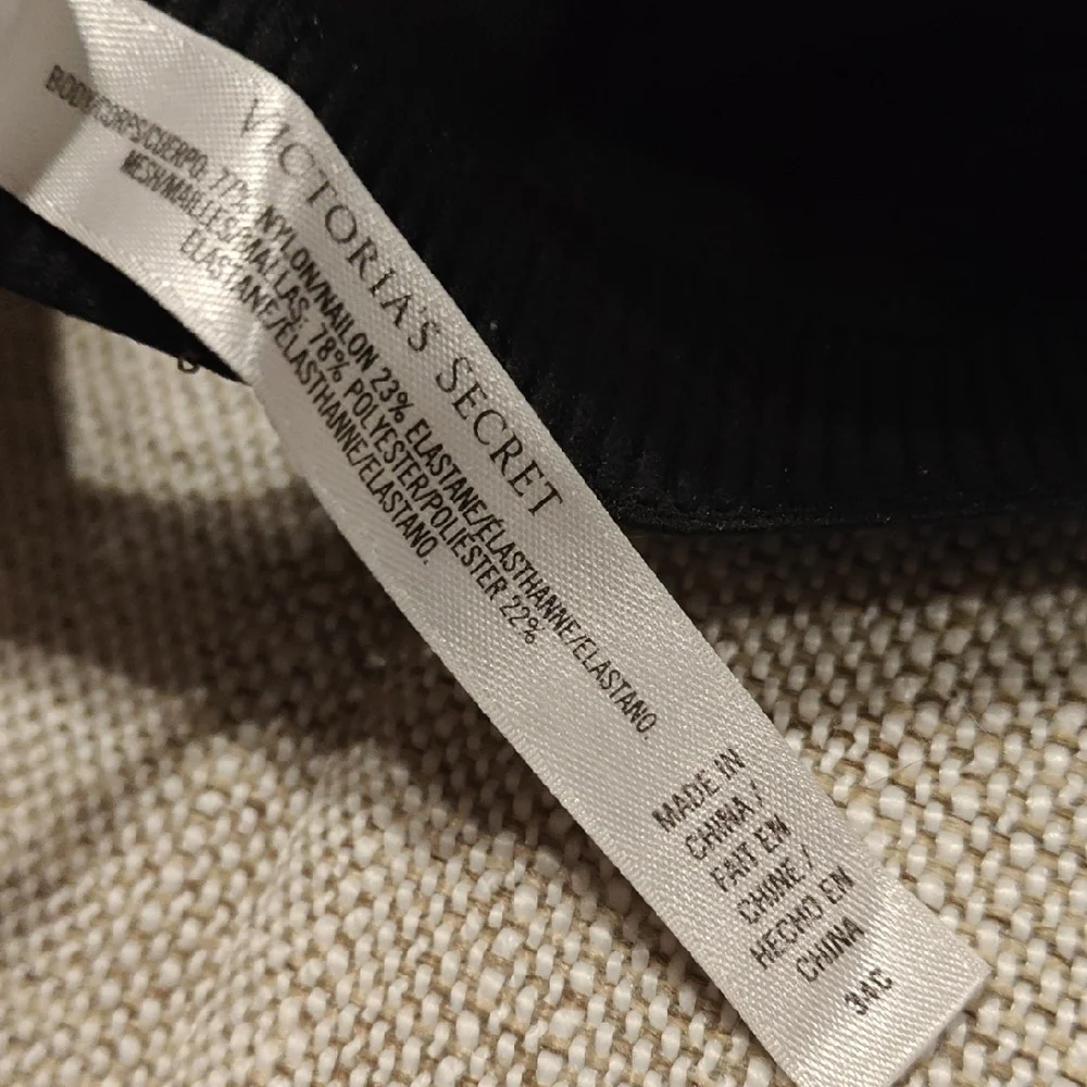 VSX Teal and Black Sports Bra - Picture 5 of 5